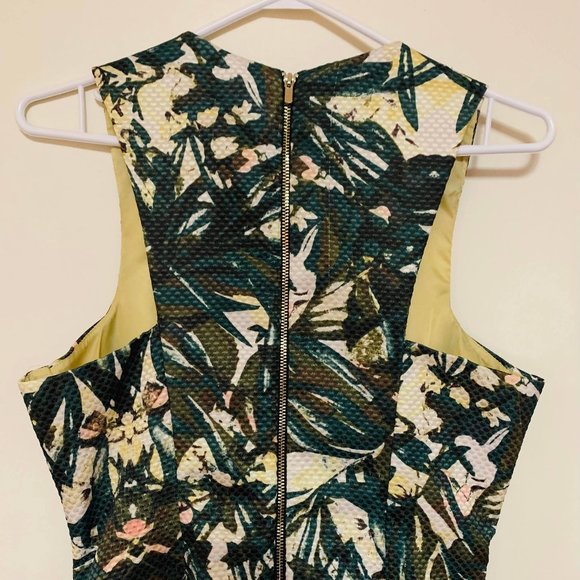 H&M Cocktail Sleeveless Dress with Green Leaf design, Size 10 - Picture 4 of 4